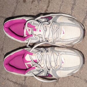 Nike Air Citius 2 Women's shoe